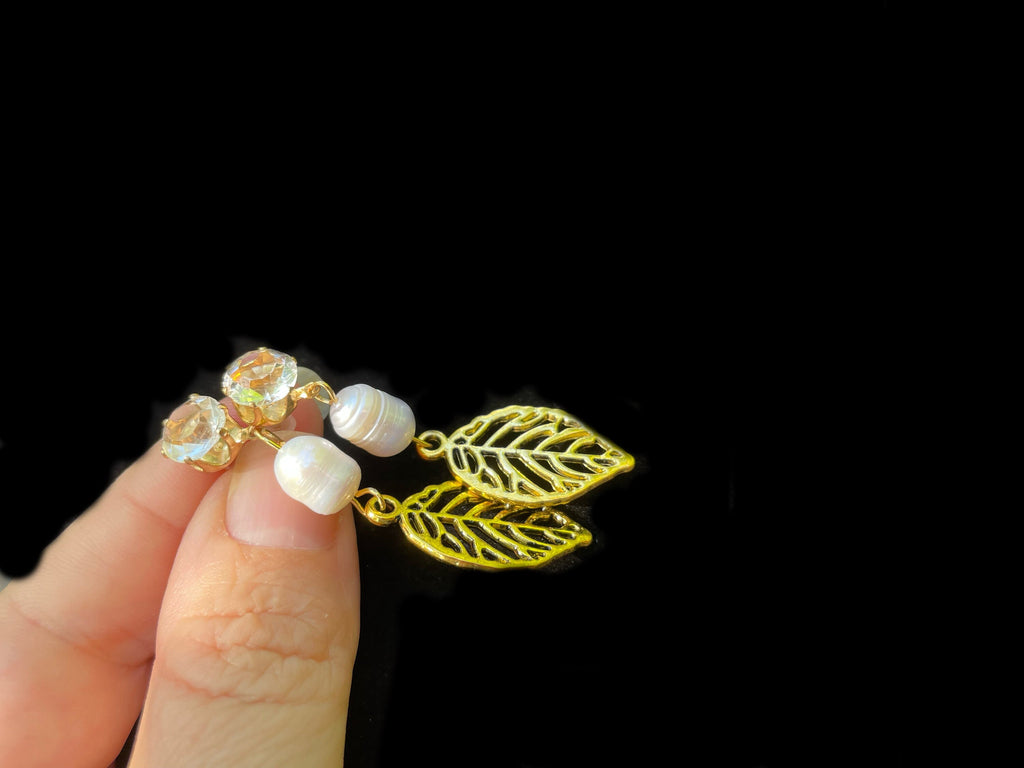 Gold leaf earrings, Long bridal earrings, baroque pearl earrings, rhinestone stud earrings drop, Wedding Jewelry, Bridesmaid Gifts earrings