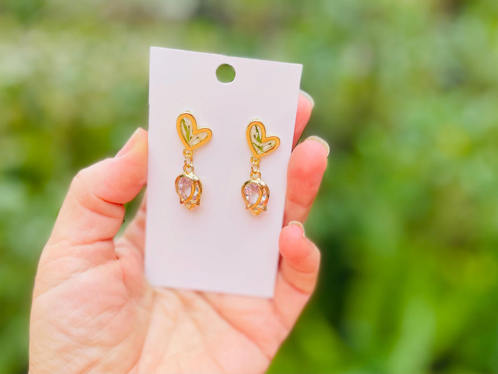 Gold Tulip Heart Earrings: Moissanite-like Crystal Flower Jewelry Galentine Day