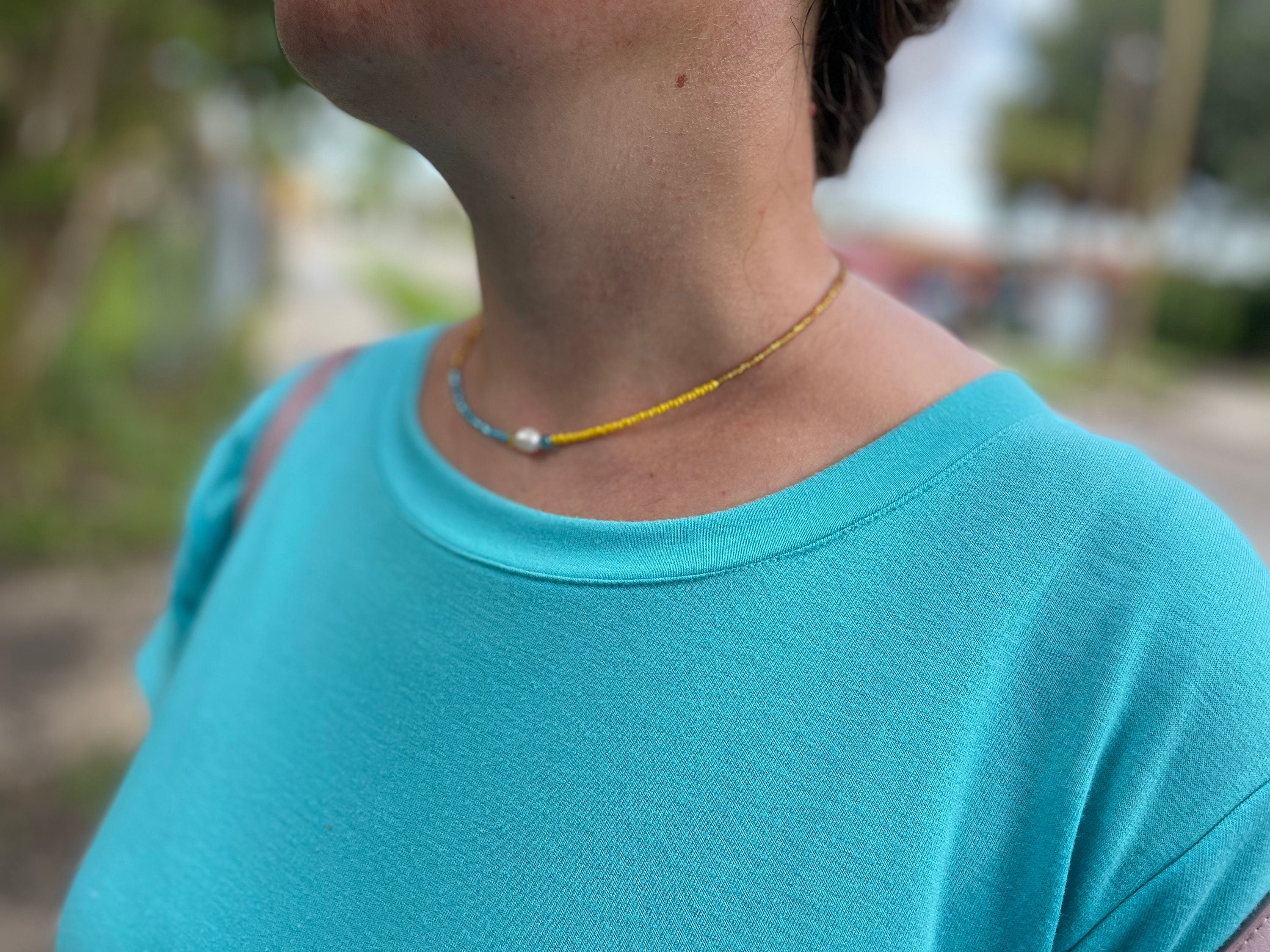 Minimalist beaded choker necklace with a real freshwater baroque pearl, Ukrainian flag colors gold or silver seed beaded necklace for women