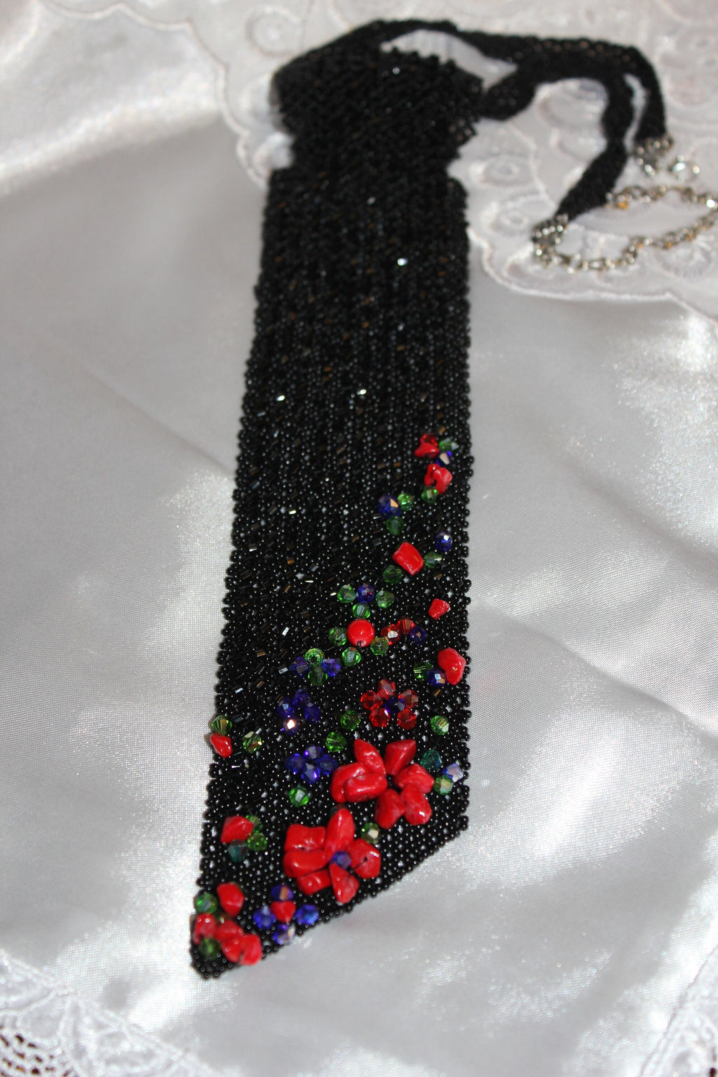 Office Style Necklace for Women, beaded tie, Office Fashion Necklace, Lady Boss Gift, Black Tie Necklace, Seed Bead Tie, women tie unique