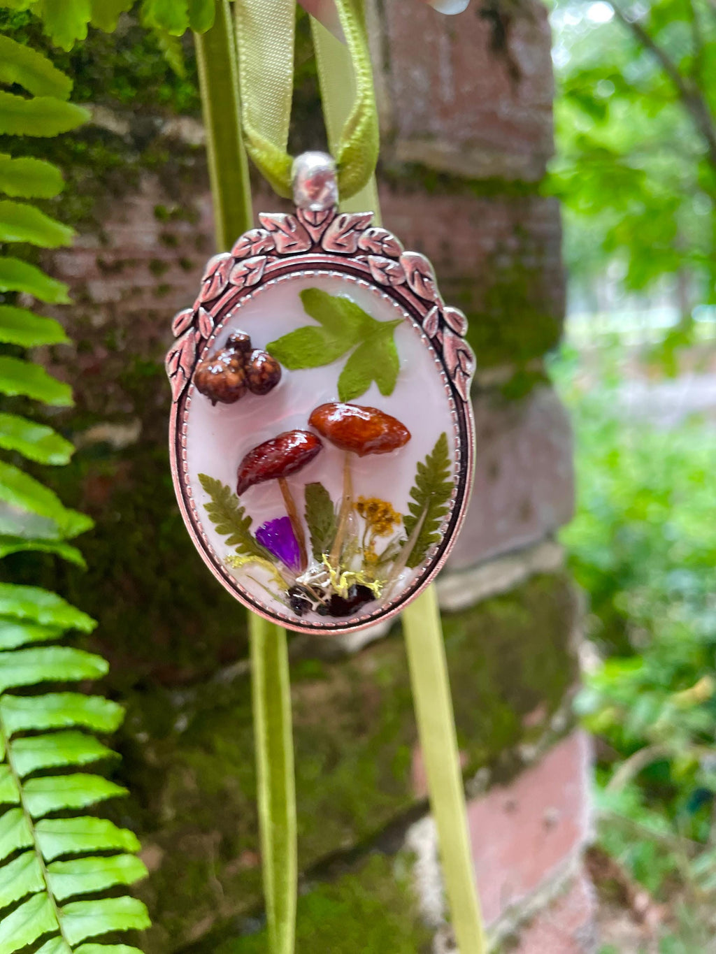 Green Velvet Choker Real Mushroom Flower Acorn Nature Necklace Boho Woodland Wedding Cameo Necklace Moss Green Green Academia Whimsical gift