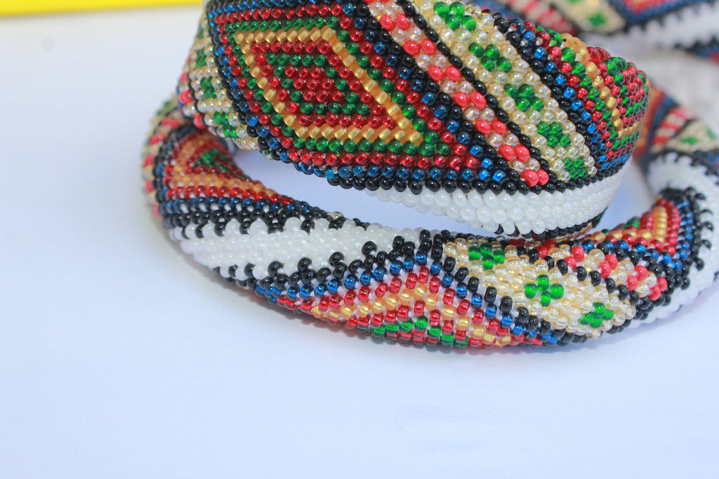 Ethnic Folk Ukrainian beaded necklace, Ukrainian Vyshyvanka seed beads necklace, Ukraine seller, Ukraine necklace, native Ukrainian jewelry