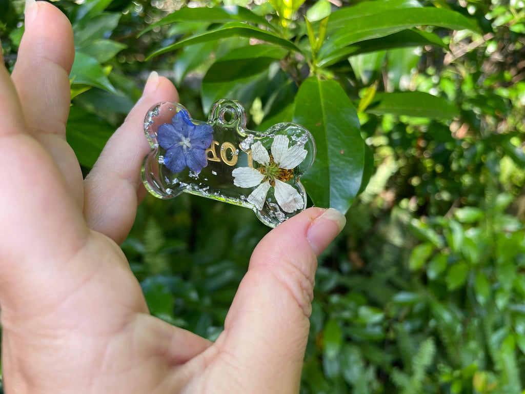 Custom Birth Flower Pet Tag: Resin Dog Name Tag, Forget-Me-Not