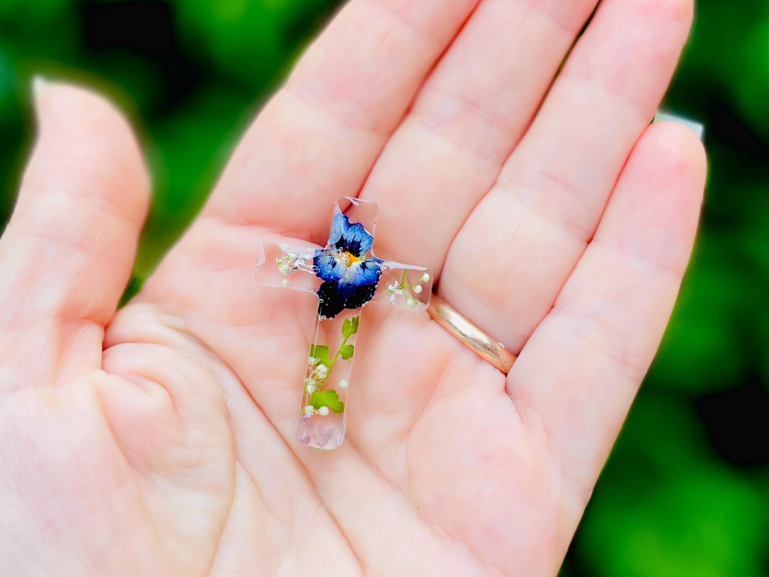 Personalized Violet Flower Cross Necklace - February Birth Flower Resin Pendant Jewelry custom Birthstone