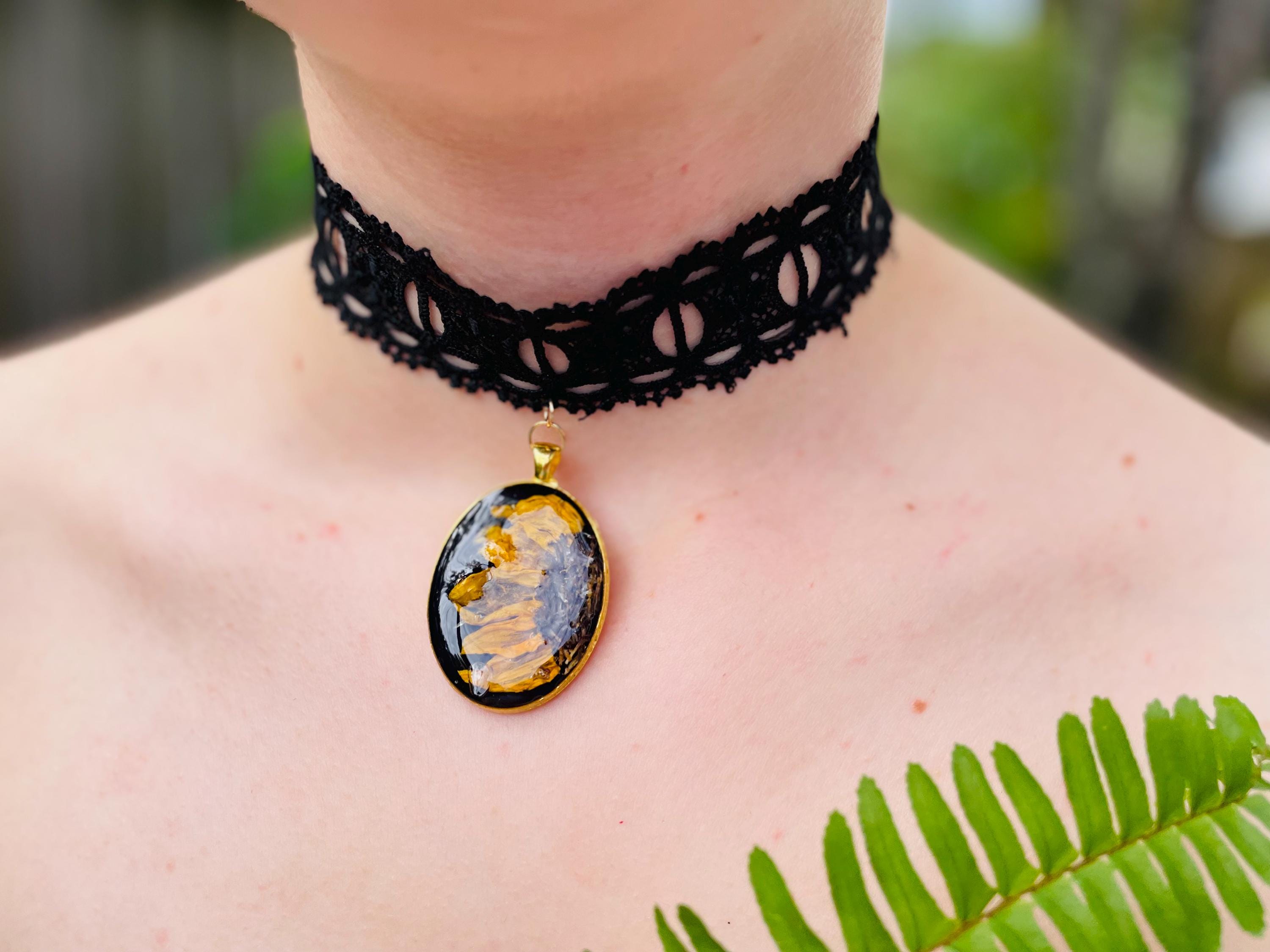 Gothic Black Lace Choker Necklace: Sunflower Pendant, Pressed Flower