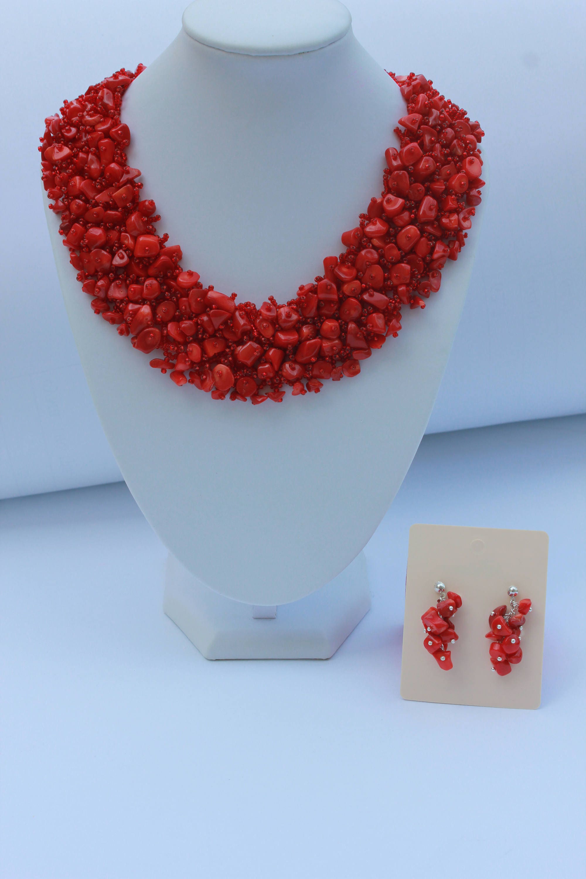 Red beaded necklace with Raw crystals  personalized birthday gifts for her, red coral beaded collar necklace, gift for mom