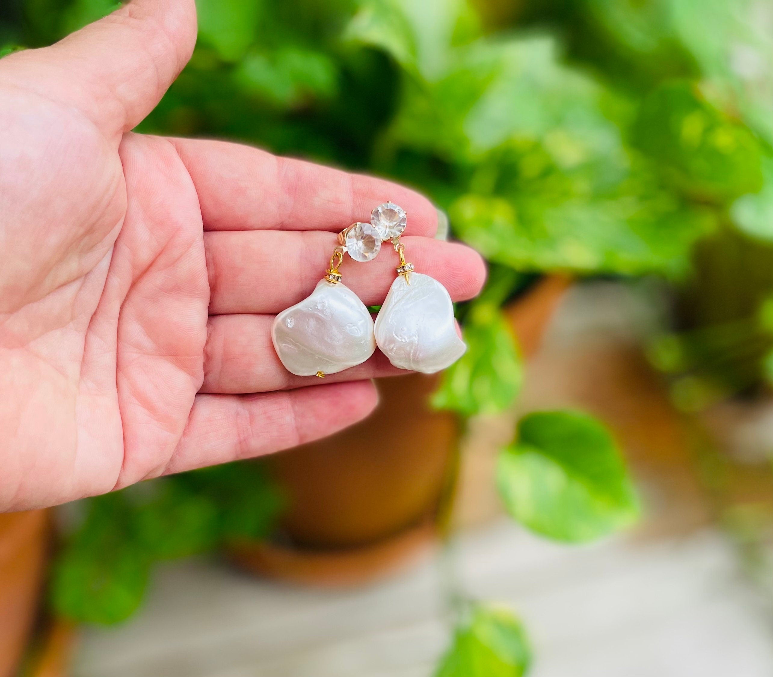 Big pearl bridal earrings, Baroque freshwater Pearl Gold Swarovski crystal earrings, fall weddings earrings, long stud earrings gift for her