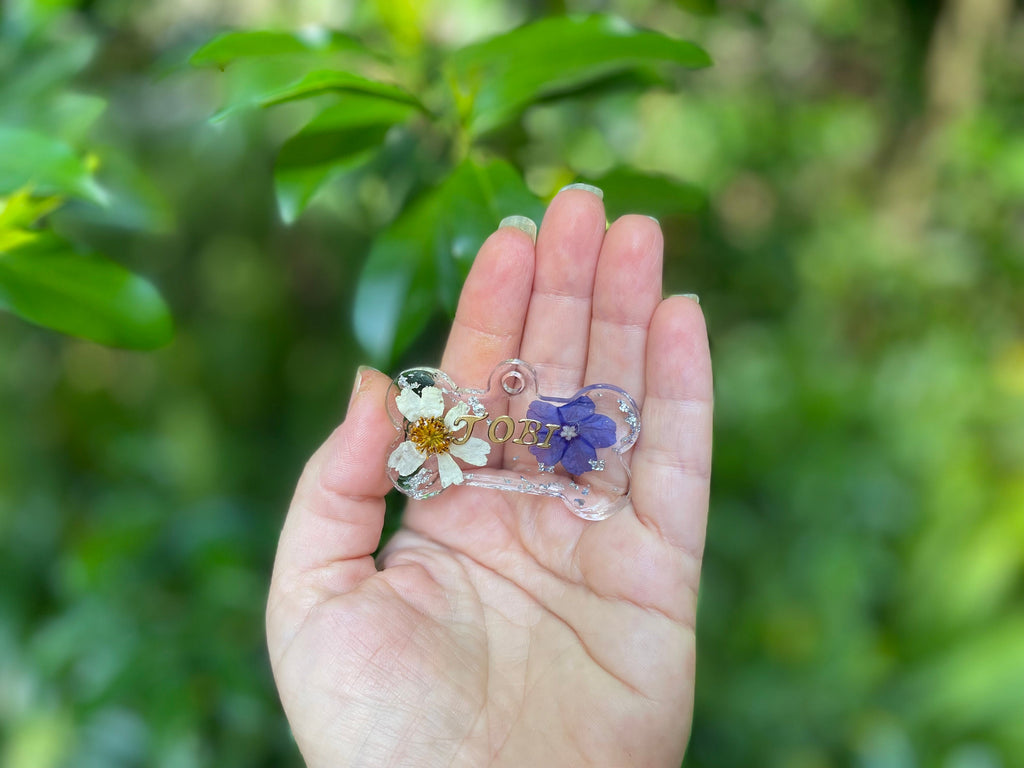 Custom Birth Flower Pet Tag: Resin Dog Name Tag, Forget-Me-Not
