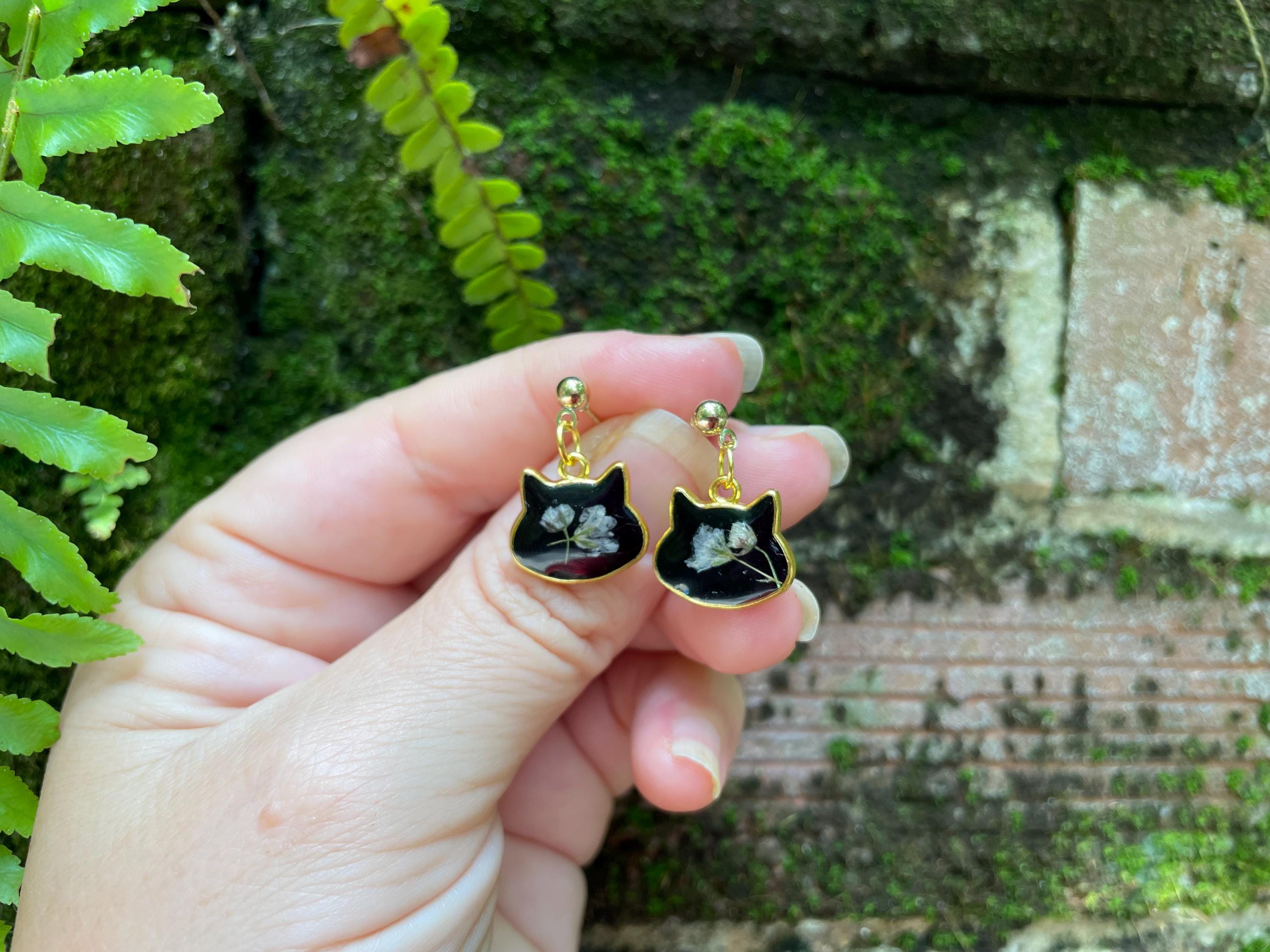 Black Cat Earrings: Gold Gothic Charm with Real White Flowers Birthstone Personalized