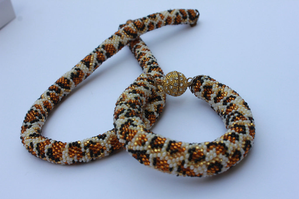 Leopard Necklace, animals jewelry, Bead crochet Necklace, leopard jewelry set, ethnic necklace, women choker collar,  handmade gifts for mom