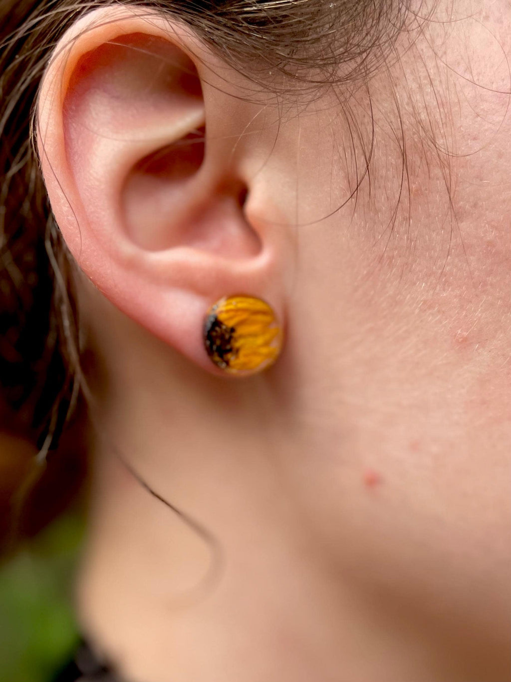 Dainty Sunflower Stud Earrings Hypoallergenic 10mm: Handmade Pressed Flower Jewelry Resin
