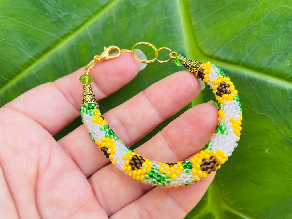 Sunflower bracelet, Seed bead bracelet bridal, flower bracelets for women, Ukraine sunflower, floral bracelet for girls, Ukrainian seller