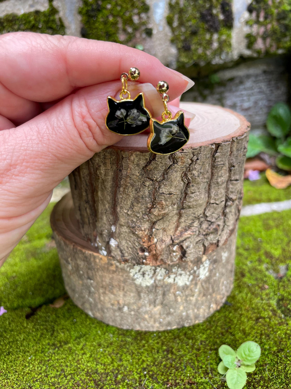 Black Cat Earrings: Gold Gothic Charm with Real White Flowers Birthstone Personalized