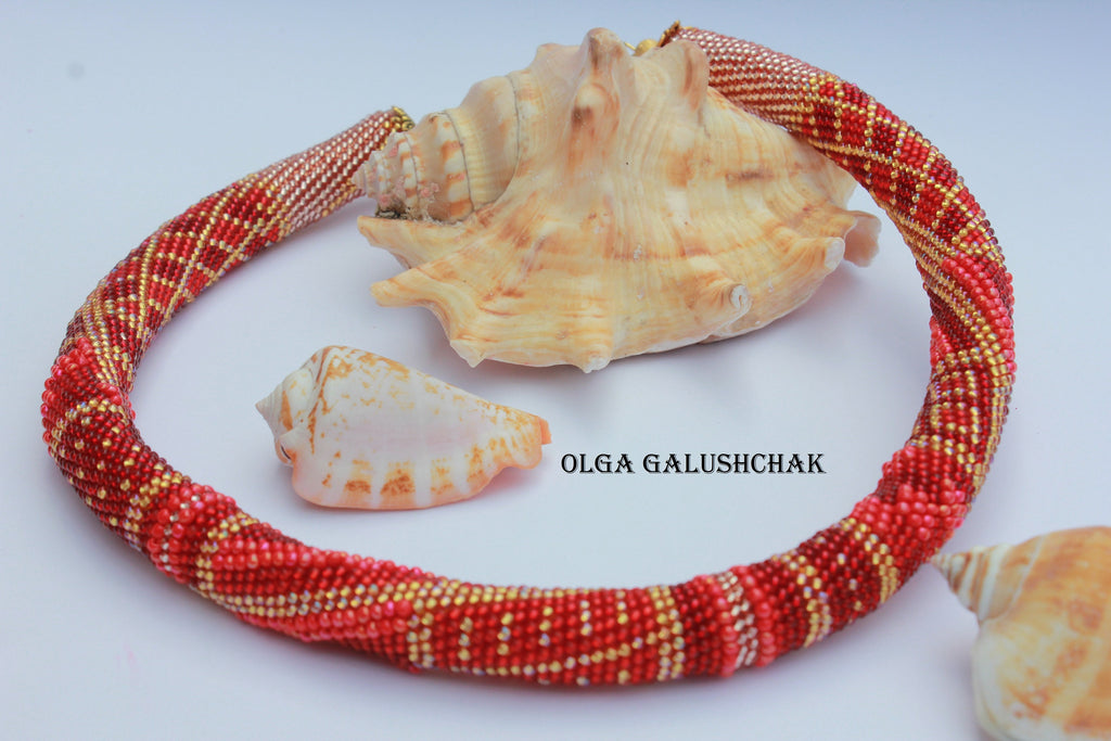 Birthday gift for her, red necklace, beaded choker, patchwork necklace, girlfriend birthday present, bridesmaid necklace, handmade jewelry