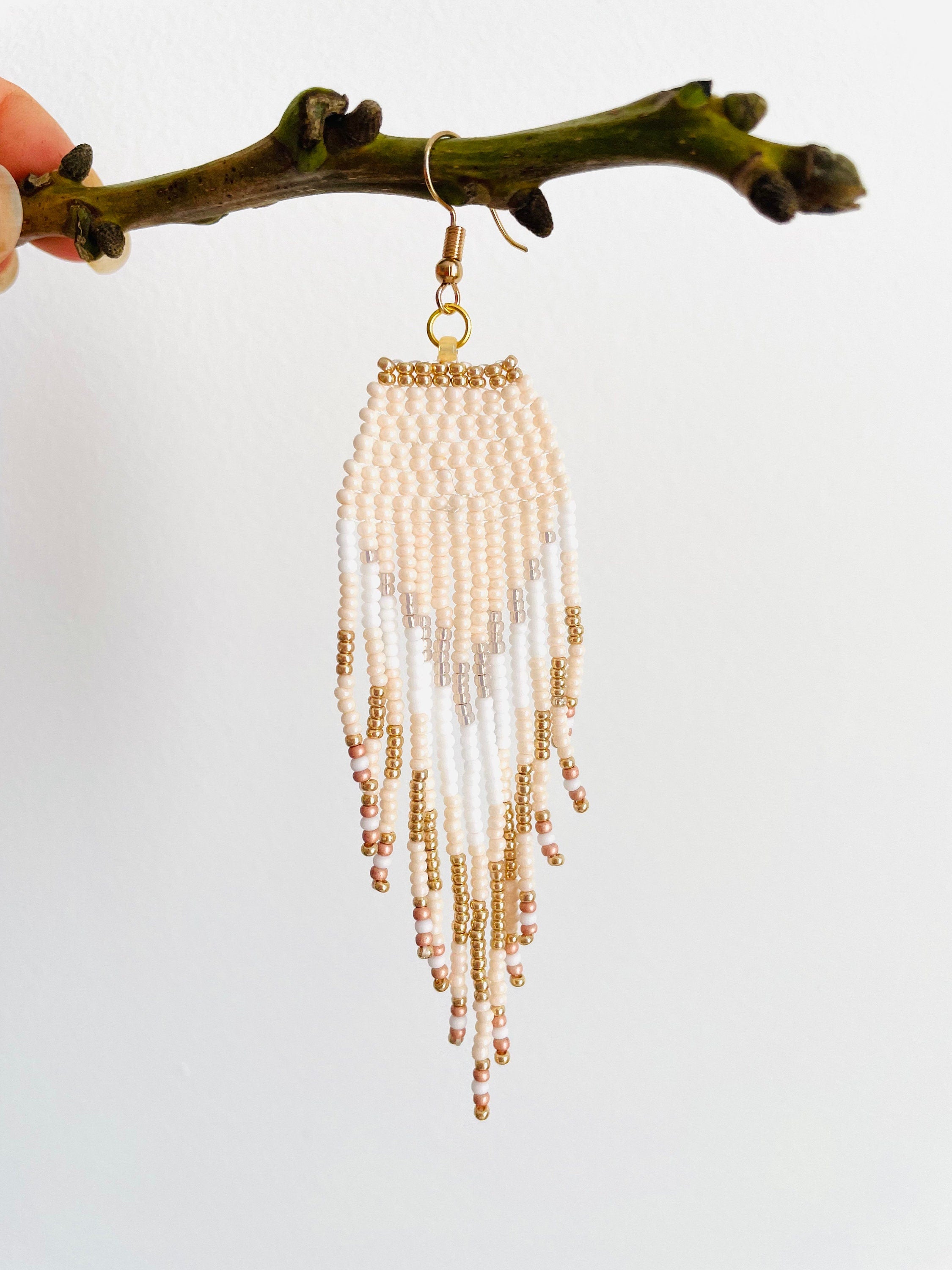 Fall autumn wedding Native American style seed bead earrings beige gold white, native style beaded earrings, modern boho fringe earrings