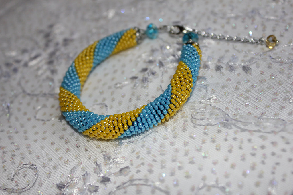 Stand with Ukraine bracelet Blue and yellow Ukraine flag bracelet Seed Bead bracelet Ukrainian bracelet Ukraine Jewelry Ukraine gift Ukraine