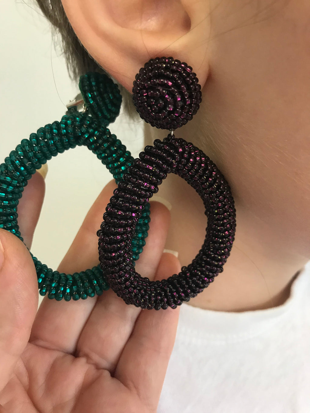 Emerald green earrings, Amethyst beaded earrings clip-on, big Statement earrings, Chunky drop earrings gift for her mom, best friend gifts