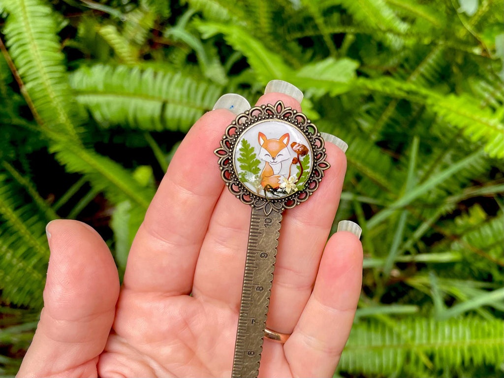 Bronze Metal Fox Bookmark with real Mushrooms Fern and Pressed Flowers - Woodland Style Bookish Gift