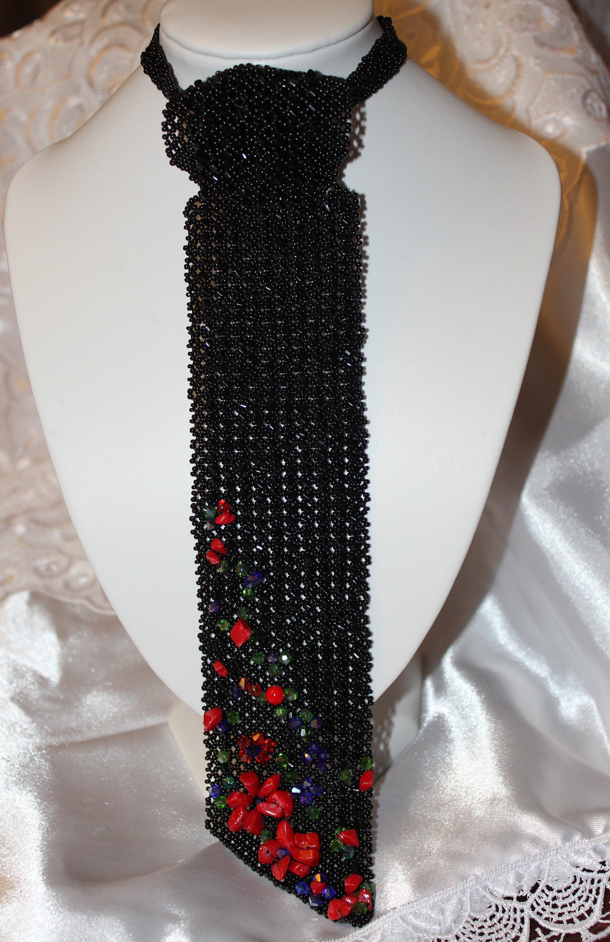 Office Style Necklace for Women, beaded tie, Office Fashion Necklace, Lady Boss Gift, Black Tie Necklace, Seed Bead Tie, women tie unique
