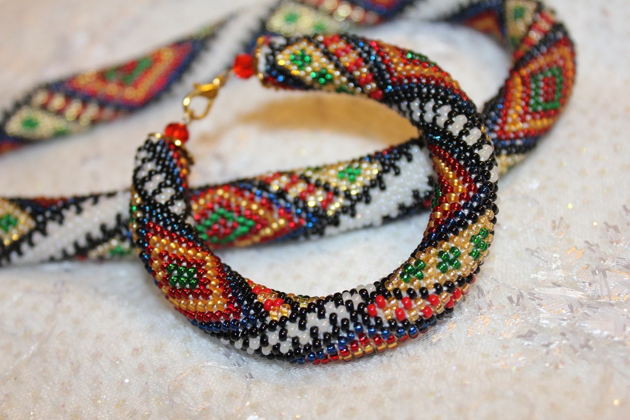 native americans indian jewelry bracelets, Mother Daughter matching Bracelets, Geometric Bead crochet bracelets, multicolor bracelet