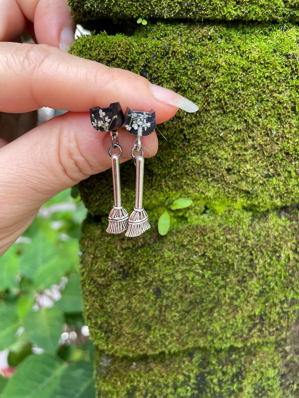 Antique Silver Witch Broom and Resin Black Cat Halloween Stud Earrings with Pressed Flowers