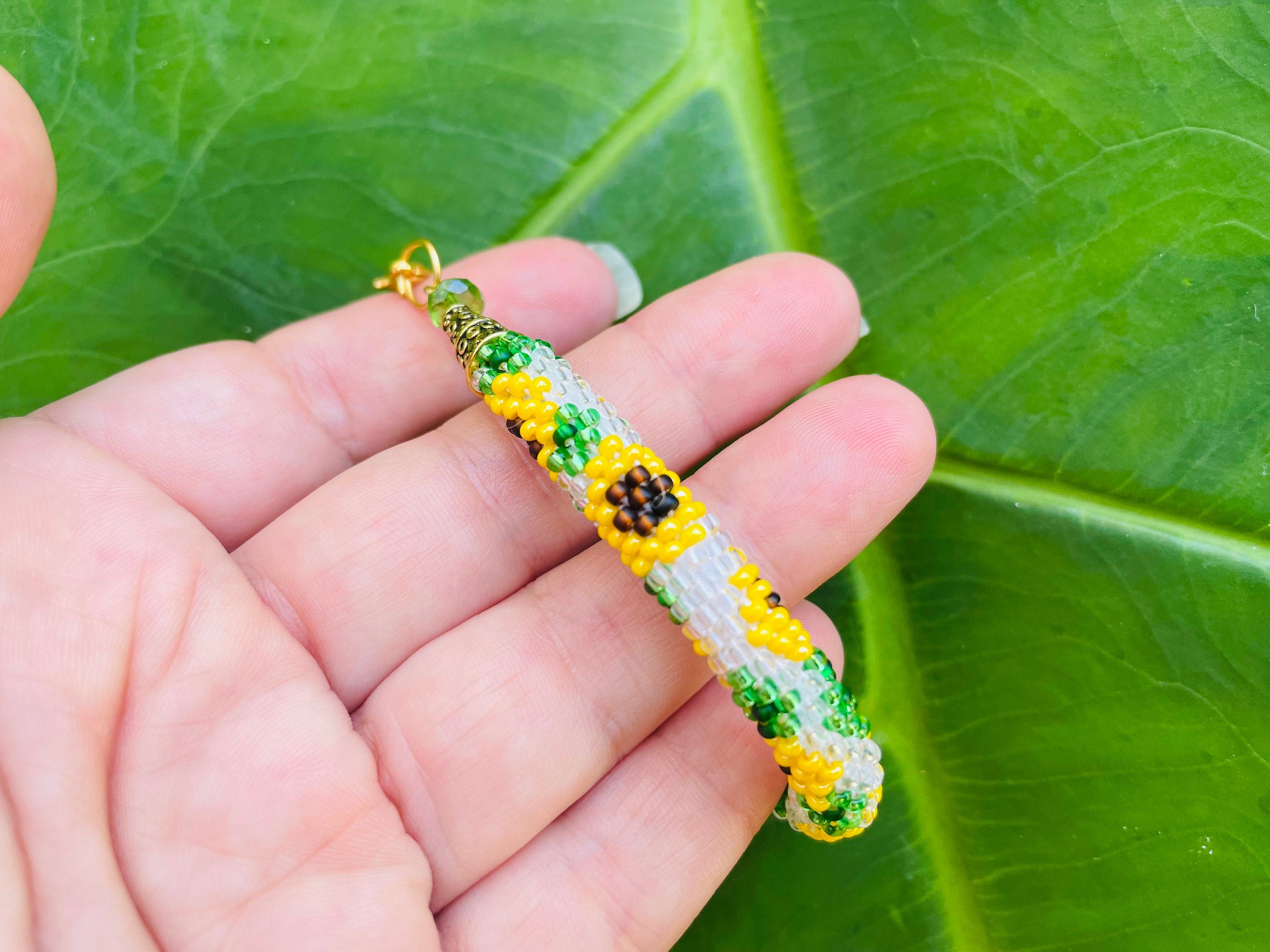 Sunflower bracelet, Seed bead bracelet bridal, flower bracelets for women, Ukraine sunflower, floral bracelet for girls, Ukrainian seller