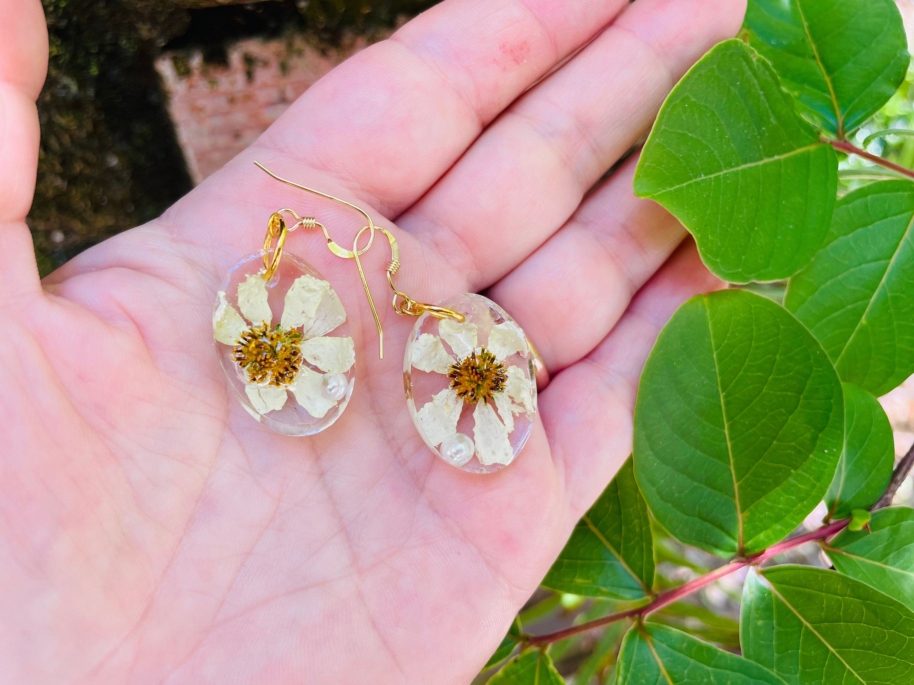 Birth month flower necklace earrings unique gift for her Birthday, Family Birth month personalized pressed sunflower necklace resin jewelry