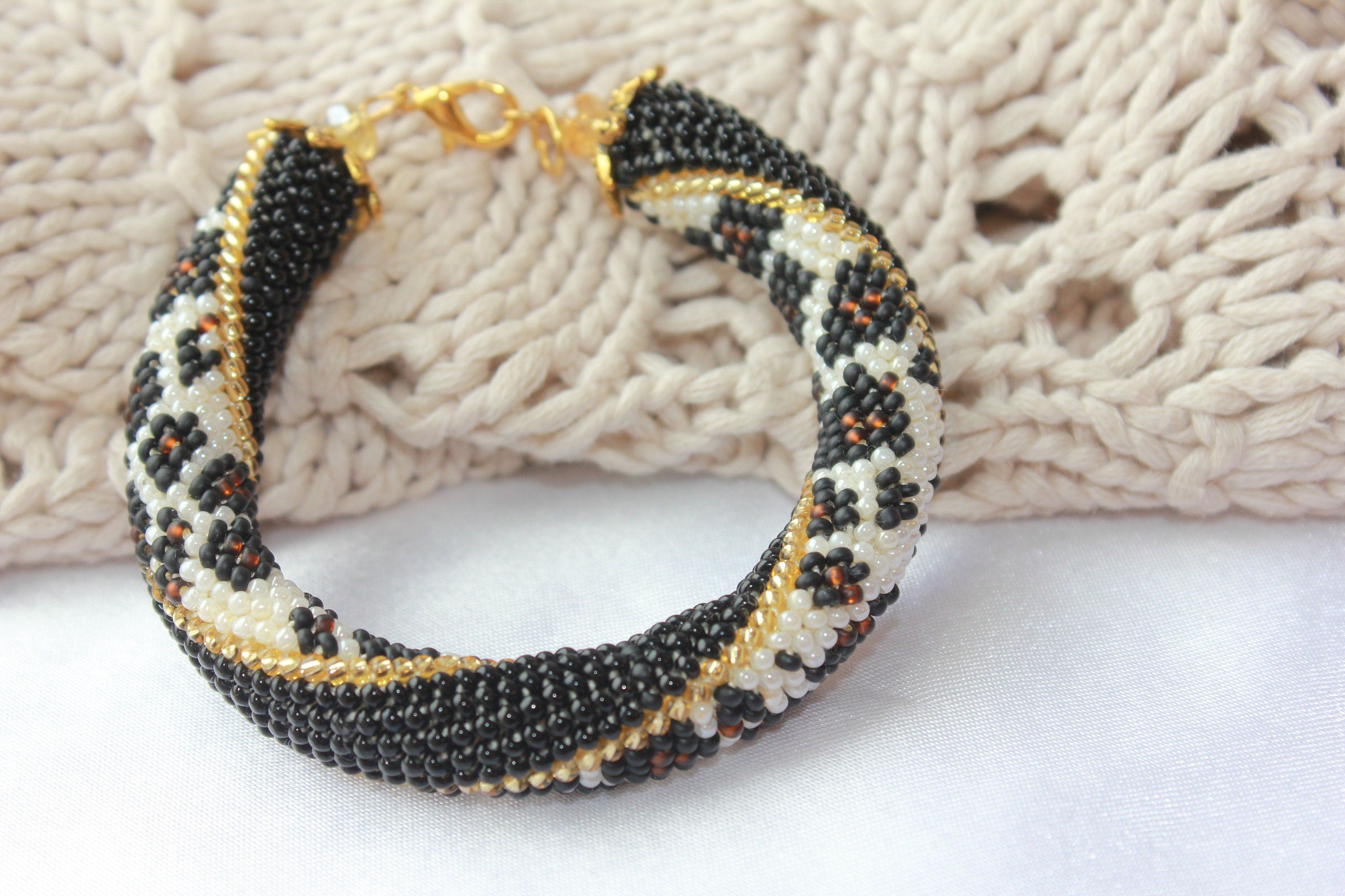 PDF Pattern Bracelet Tutorial Halloween, Leopard Bead crochet rope, seed bead pattern, Jewelry patterns, diy bracelet crochet with beads