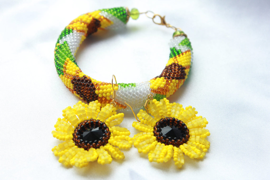 Sunflower Earrings Seed Beaded Leo zodiac birthday gift handmade boho yellow jewelry, cute mothers day gift idea