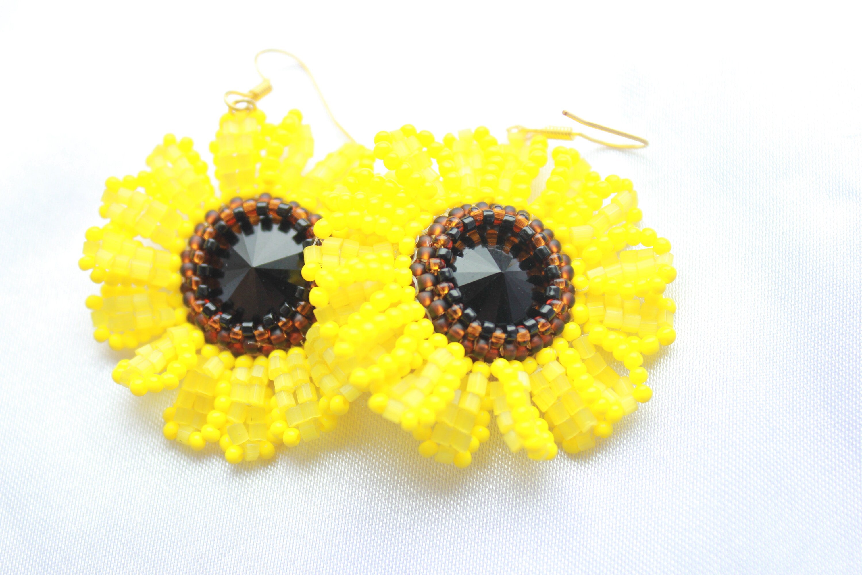 Sunflower Earrings Seed Beaded Leo zodiac birthday gift handmade boho yellow jewelry, cute mothers day gift idea
